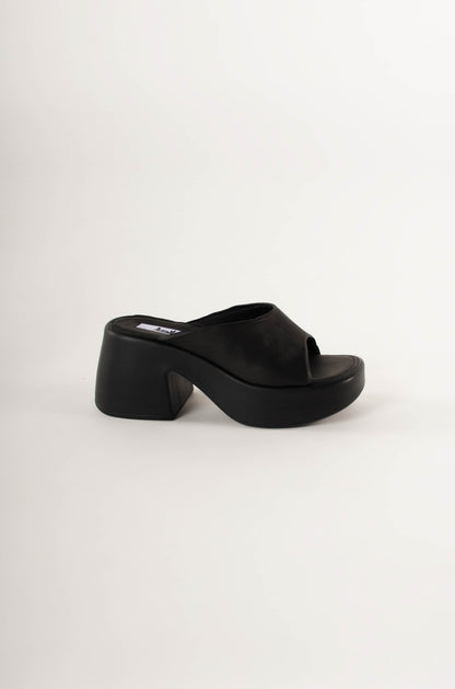 platformed MULES in black