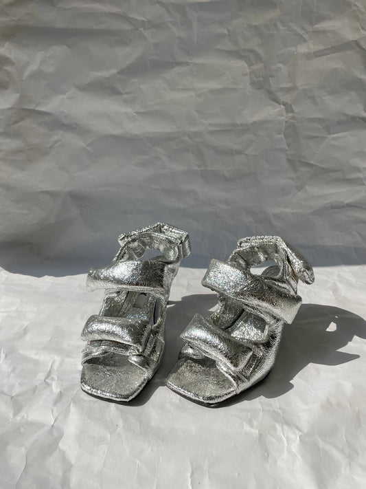 FOU sandals in metallic