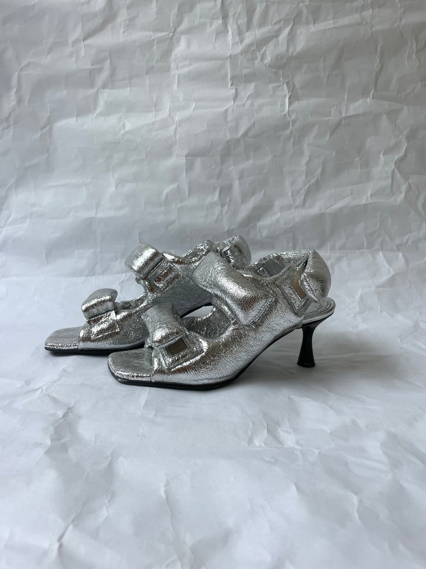 FOU sandals in metallic